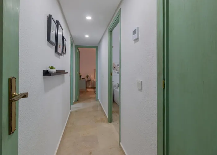 Centrico Isaura Апартаменти Кордова